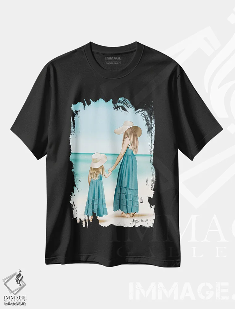 تیشرت مشکی طرح دار ست مادر و دختر در ساحل، دست نقاشی و طراحی دستی اثر الزا فوچه | فروشگاه ایماژ