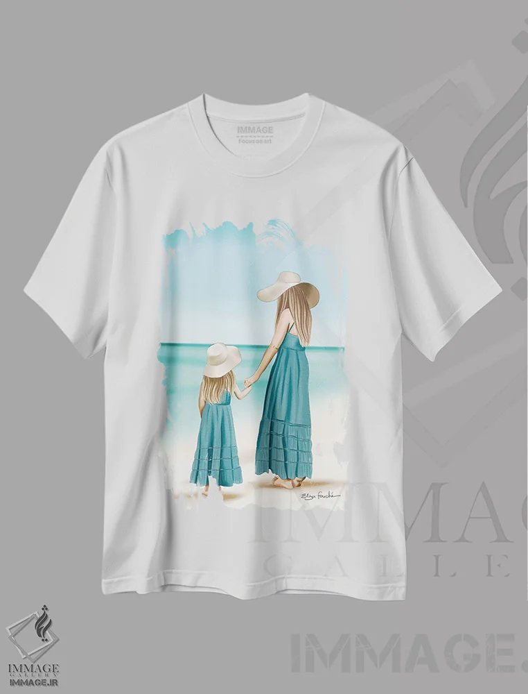 تیشرت سفید طرح دار ست مادر و دختر در ساحل، دست نقاشی و طراحی دستی اثر الزا فوچه | immage.ir
