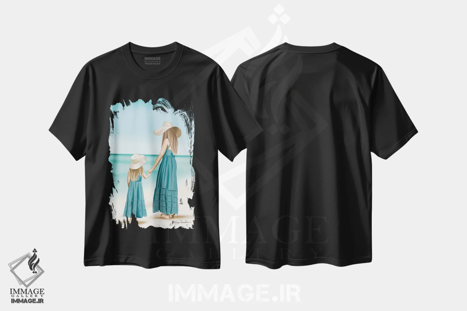 تیشرت مشکی طرح دار ست مادر و دختر در ساحل، دست نقاشی و طراحی دستی اثر الزا فوچه | فروشگاه ایماژ