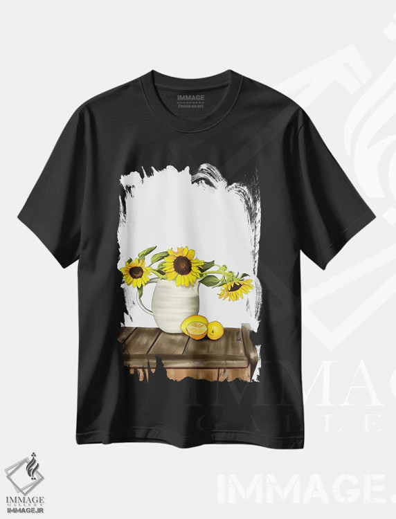 تیشرت مشکی طرح دار آفتابگردان های خانه روستایی، دکور معاصر اثر الزا فوچه | فروشگاه ایماژ