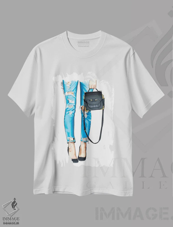 تیشرت سفید طرح دار جین پاره و کیف، تزئینی اثر الزا فوچه | فروشگاه ایماژ