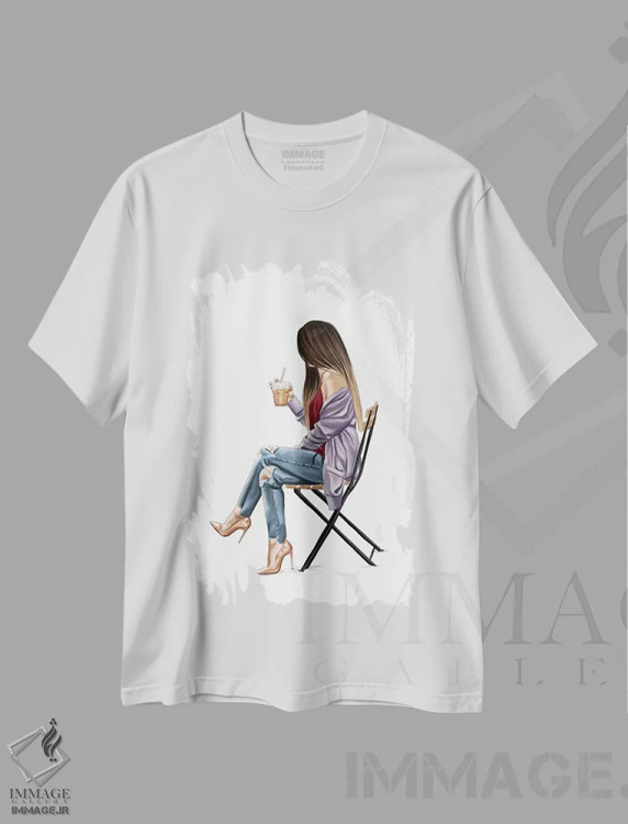 تیشرت سفید طرح دار قهوه یخ زده، دست نقاشی و طراحی دستی اثر الزا فوچه | فروشگاه ایماژ