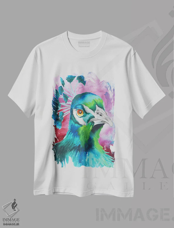تیشرت سفید طرح دار طاووس های هم پر، مدیوم اثر الیزابت مدلی | immage.ir