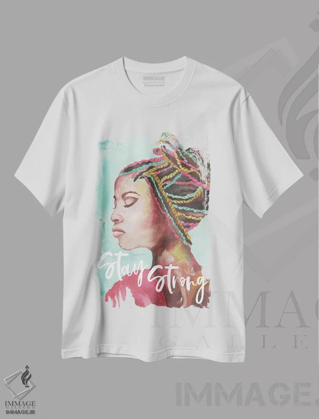 تیشرت سفید طرح دار قوی بمان، هنر آمریکایی آفریقایی تبار اثر الیزابت مدلی | فروشگاه ایماژ