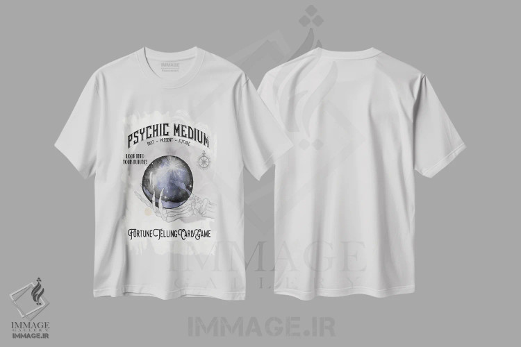 تیشرت سفید طرح دار رسانهٔ روحانی، هنر دیجیتال اثر الیزابت مدلی | immage.ir