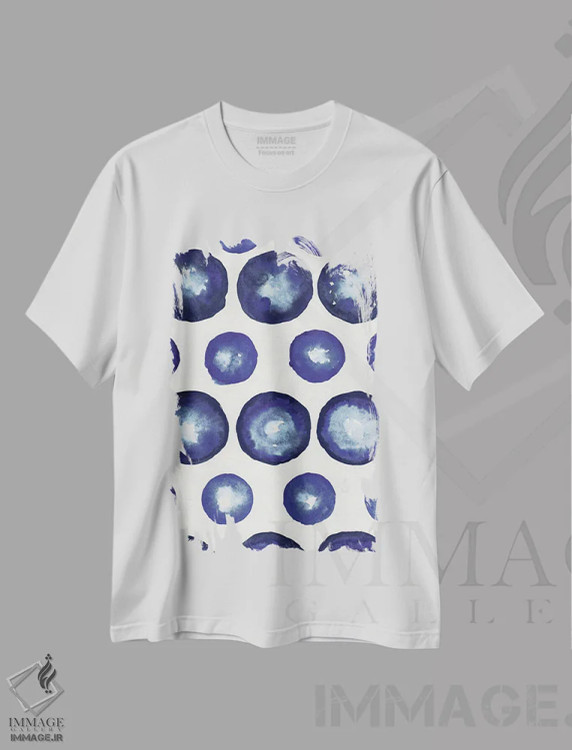 تیشرت سفید طرح دار نقطه های شیبوری، تزئینی اثر الیزابت مدلی | فروشگاه ایماژ