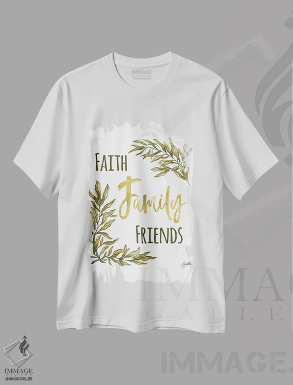 تیشرت سفید طرح دار ایمان، خانواده، دوستان، مدیوم اثر الیزابت مدلی | immage.ir