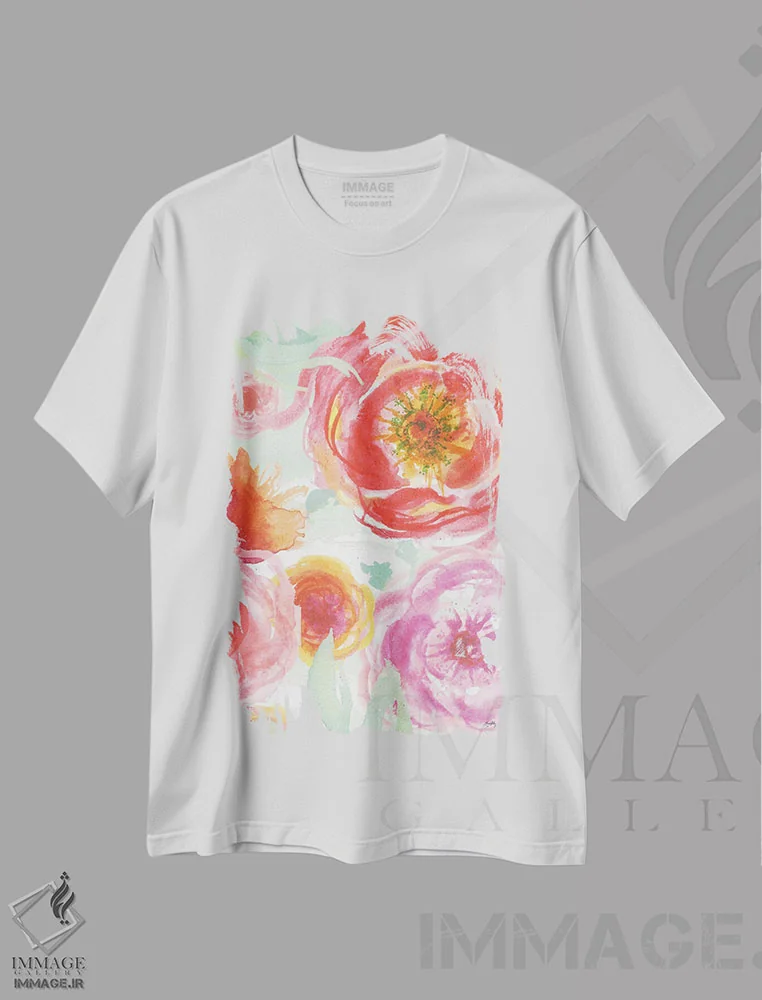 تیشرت سفید طرح دار رزهای رنگارنگ شمارهٔ یک، تزئینی اثر الیزابت مدلی | فروشگاه ایماژ
