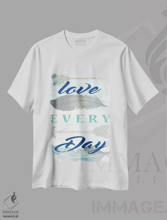 تیشرت سفید طرح دار الهام بخش شمارهٔ دو، دکور بوهمی اثر الیزابت مدلی | فروشگاه ایماژ