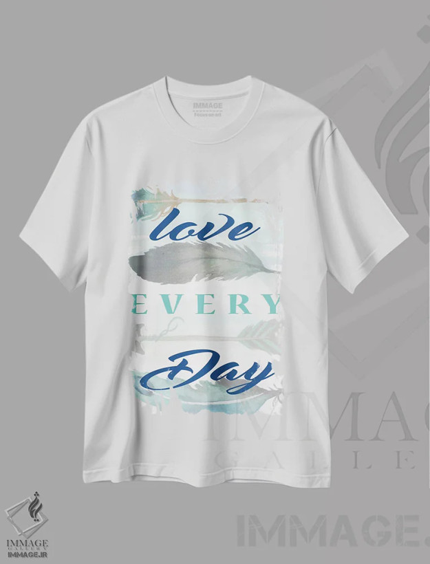 تیشرت سفید طرح دار الهام بخش شمارهٔ دو، دکور بوهمی اثر الیزابت مدلی | فروشگاه ایماژ