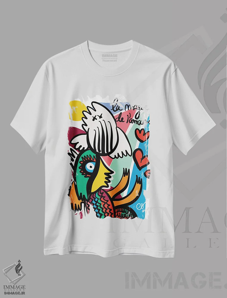 تیشرت سفید طرح دار جادوی عشق، تزئینی اثر امانوئل سیگنورینو | immage.ir