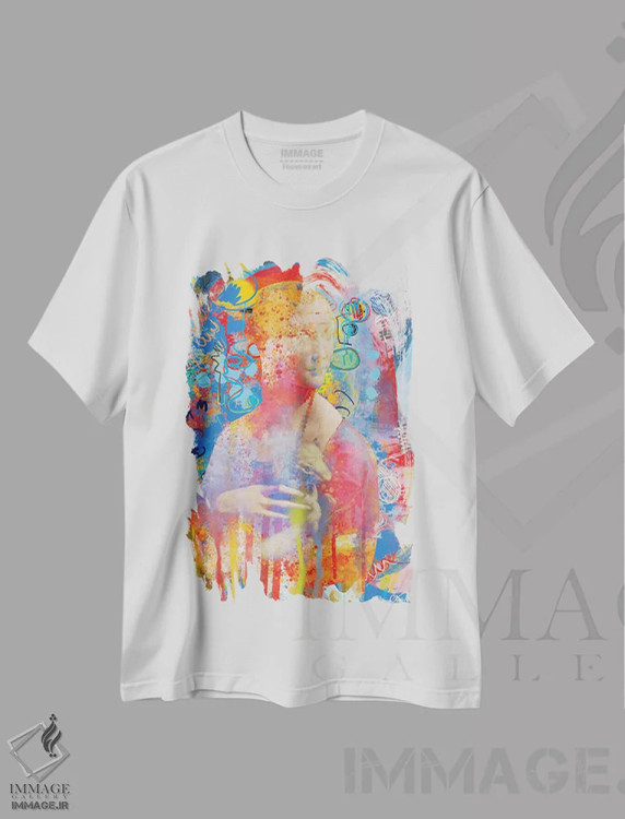 تیشرت سفید طرح دار بانوی پاپ آرت با خز سفید، هنر فاخر معاصر اثر امانوئل سیگنورینو | immage.ir