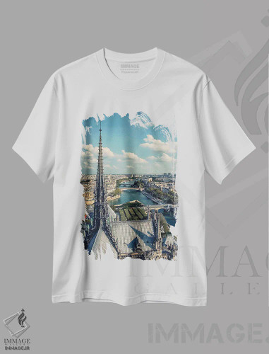 تیشرت سفید طرح دار سقف نوتردام، مدیوم اثر مانجیک پیکچرز | فروشگاه ایماژ