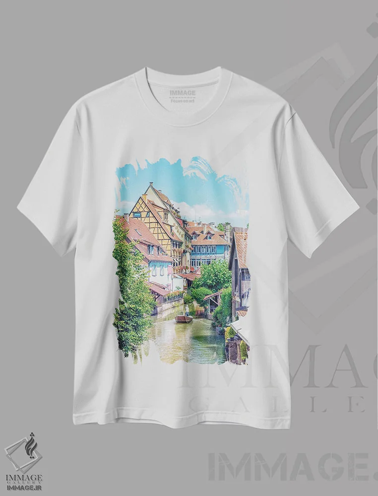 تیشرت سفید طرح دار کانال در کولمار، مدیوم اثر مانجیک پیکچرز | فروشگاه ایماژ