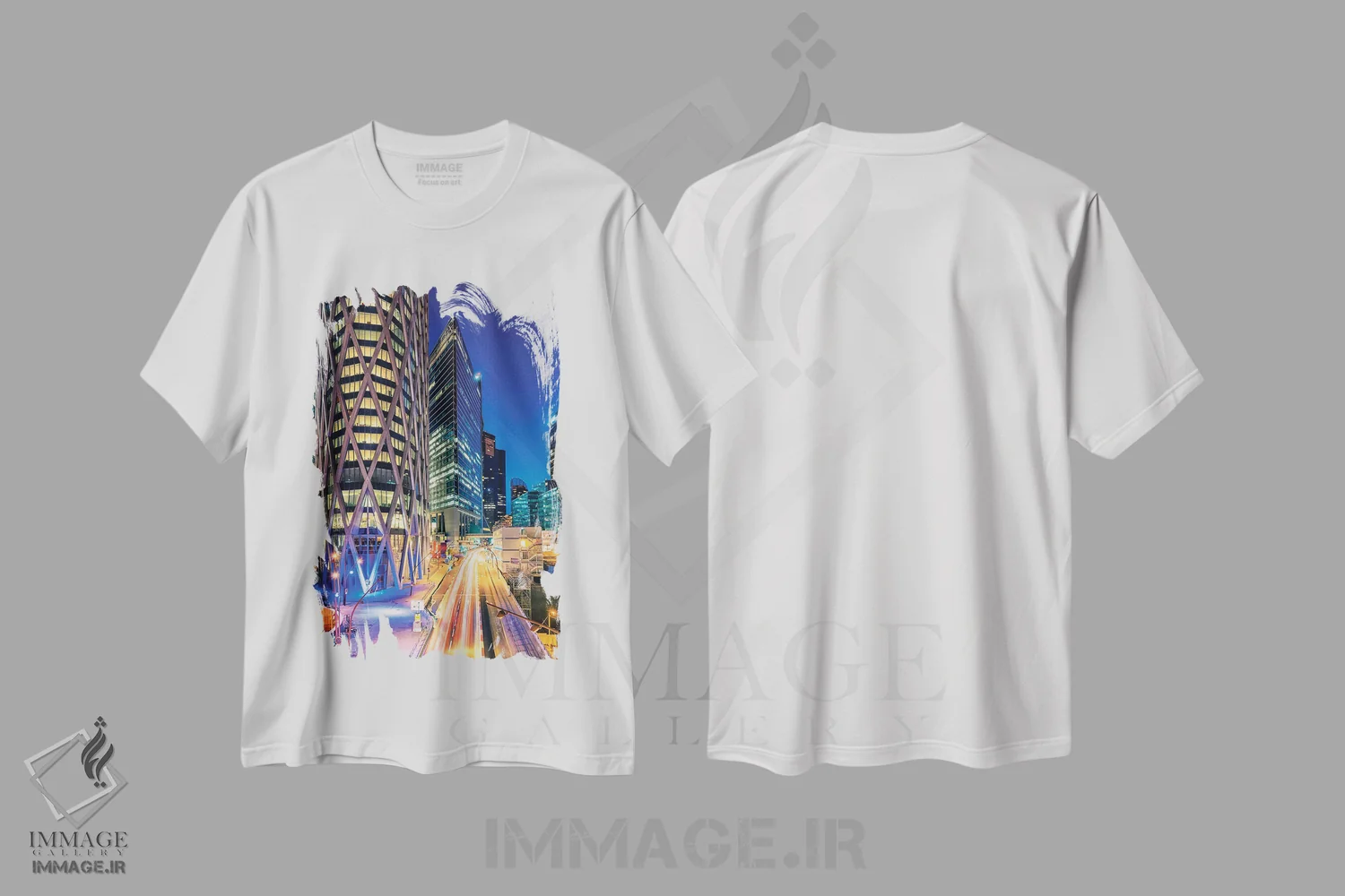 تیشرت سفید طرح دار شهر در شب، مدیوم اثر مانجیک پیکچرز | immage.ir