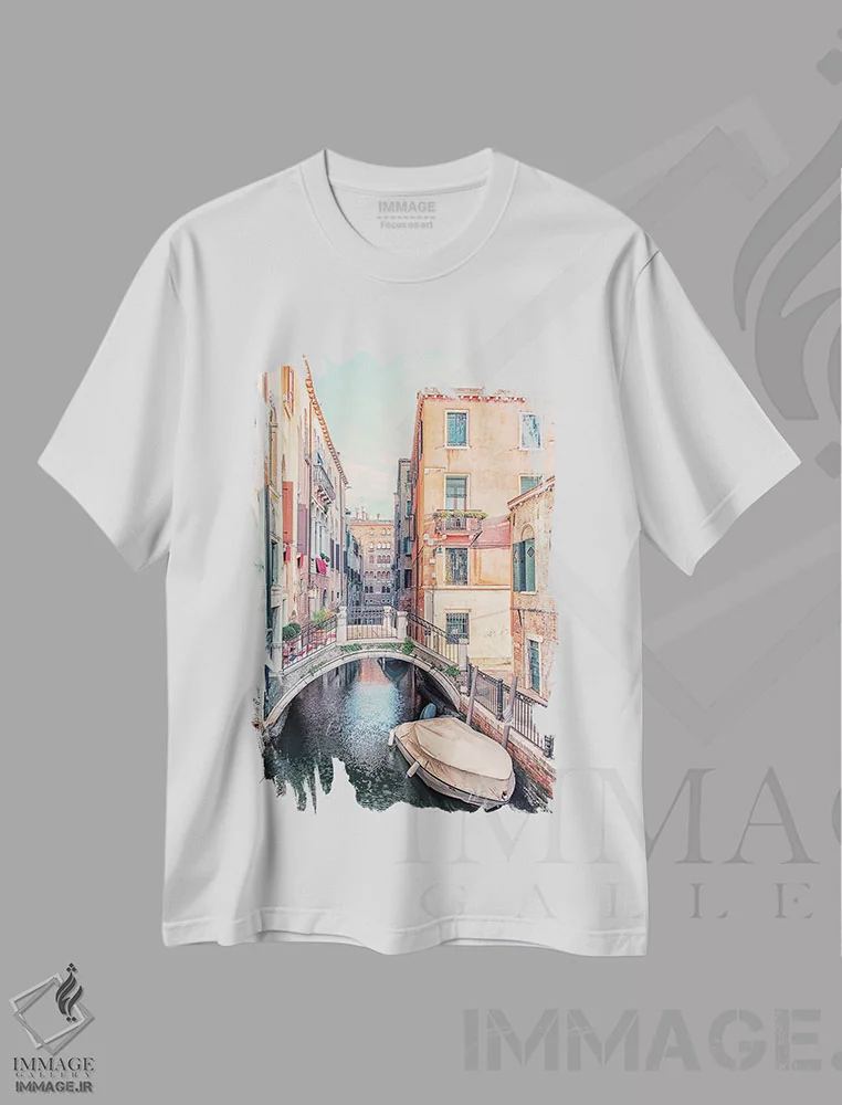 تیشرت سفید طرح دار کانال ونیز، مدیوم اثر مانجیک پیکچرز | immage.ir