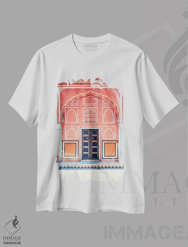 تیشرت سفید طرح دار درب هندی، مدیوم اثر مانجیک پیکچرز | فروشگاه ایماژ
