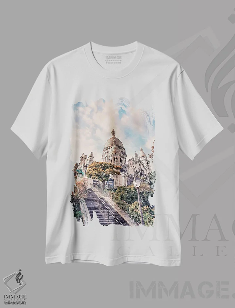 تیشرت سفید طرح دار قلب مقدس در مونمارتر، مدیوم اثر مانجیک پیکچرز | immage.ir