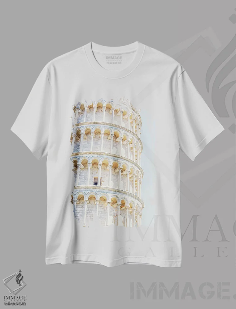 تیشرت سفید طرح دار معماری پیزا، مدیوم اثر مانجیک پیکچرز | فروشگاه ایماژ