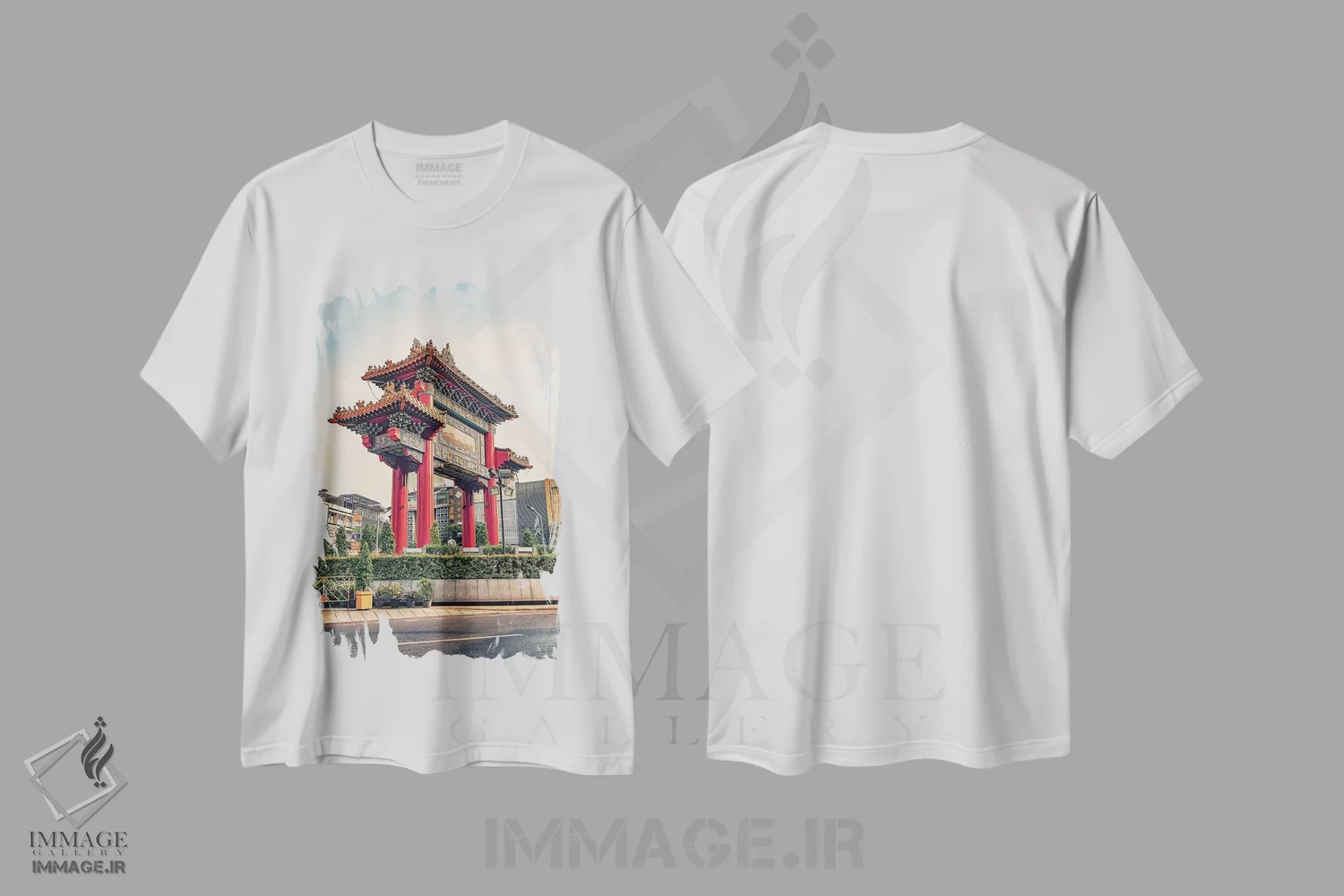 تیشرت سفید طرح دار دروازهٔ محله چینی ها، مدیوم اثر مانجیک پیکچرز | فروشگاه ایماژ