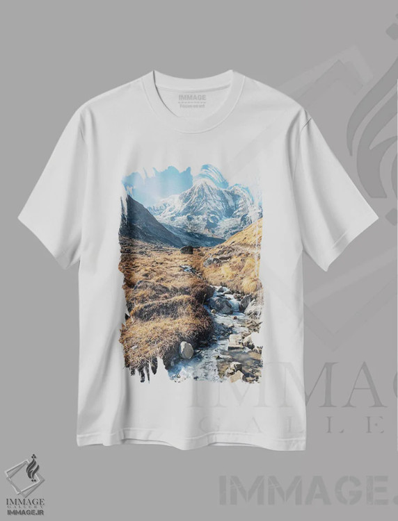 تیشرت سفید طرح دار منظرهٔ نپال، مدیوم اثر مانجیک پیکچرز | فروشگاه ایماژ