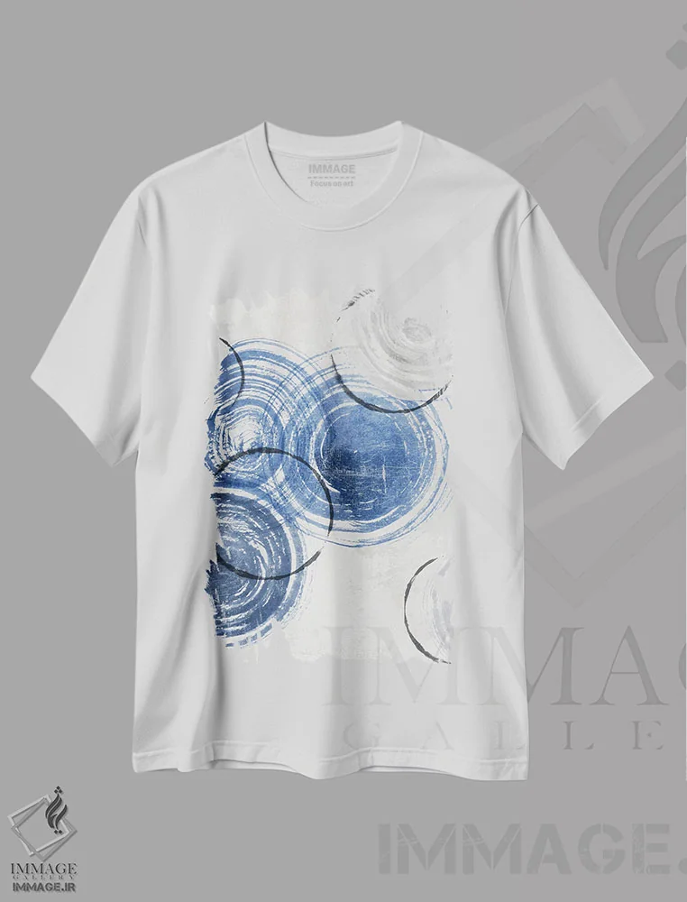 تیشرت سفید طرح دار رقص کیهانی یاقوت کبود ۱، آبستره اثر اما پیل | فروشگاه ایماژ