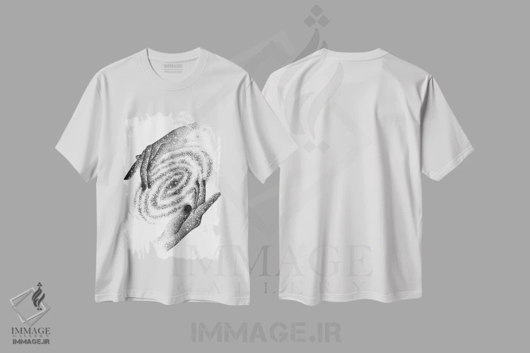 تیشرت سفید طرح دار ما جهان هستیم، نقاشی و تصویرگری سیاه و سفید اثر الا مازور | immage.ir