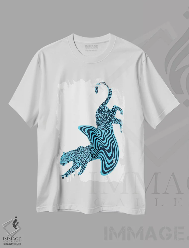 تیشرت سفید طرح دار یوزپلنگ ذوب شده آبی، دکوراسیون جایگزین اثر الا مازور | immage.ir