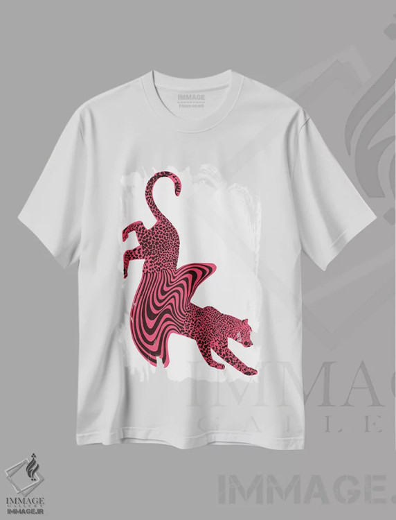تیشرت سفید طرح دار یوزپلنگ ذوب شده صورتی، دکوراسیون جایگزین اثر الا مازور | فروشگاه ایماژ