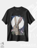 تیشرت مشکی طرح دار خرگوش و ماه، دست نقاشی و طراحی دستی اثر الا مازور | immage.ir