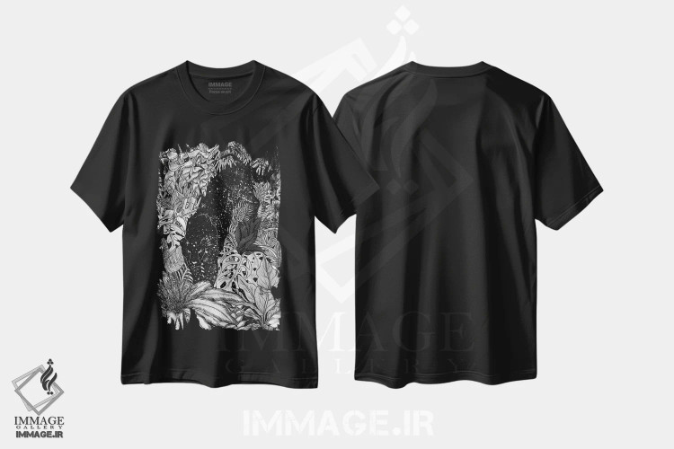 تیشرت مشکی طرح دار جنگل در شب، نقاشی و تصویرگری سیاه و سفید اثر الا مازور | فروشگاه ایماژ