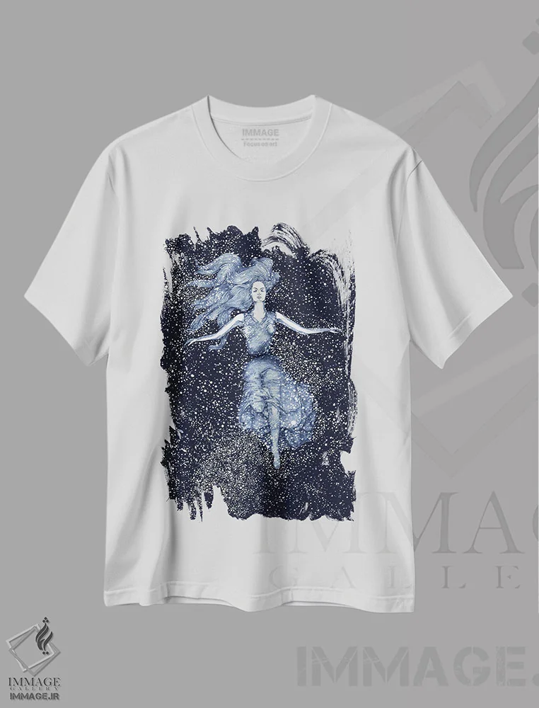 تیشرت سفید طرح دار شناگر نور ستاره، دست نقاشی و طراحی دستی اثر الا مازور | immage.ir