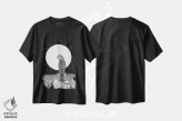 تیشرت مشکی طرح دار ماه یوزپلنگ، نقاشی و تصویرگری سیاه و سفید اثر الا مازور | فروشگاه ایماژ