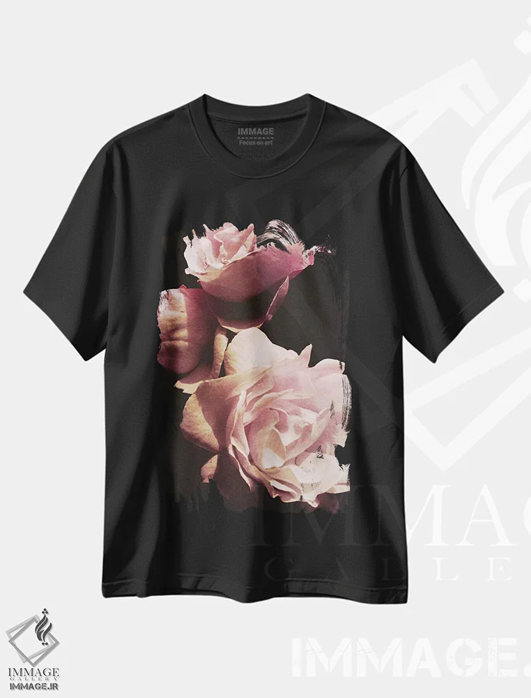 تیشرت مشکی طرح دار دسته گل تنها II، تزئینی اثر امیلی ناواس | فروشگاه ایماژ