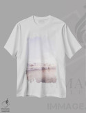 تیشرت سفید طرح دار رویاپردازان، عکاسی ترکیبی اثر ای ان.پی اس | immage.ir