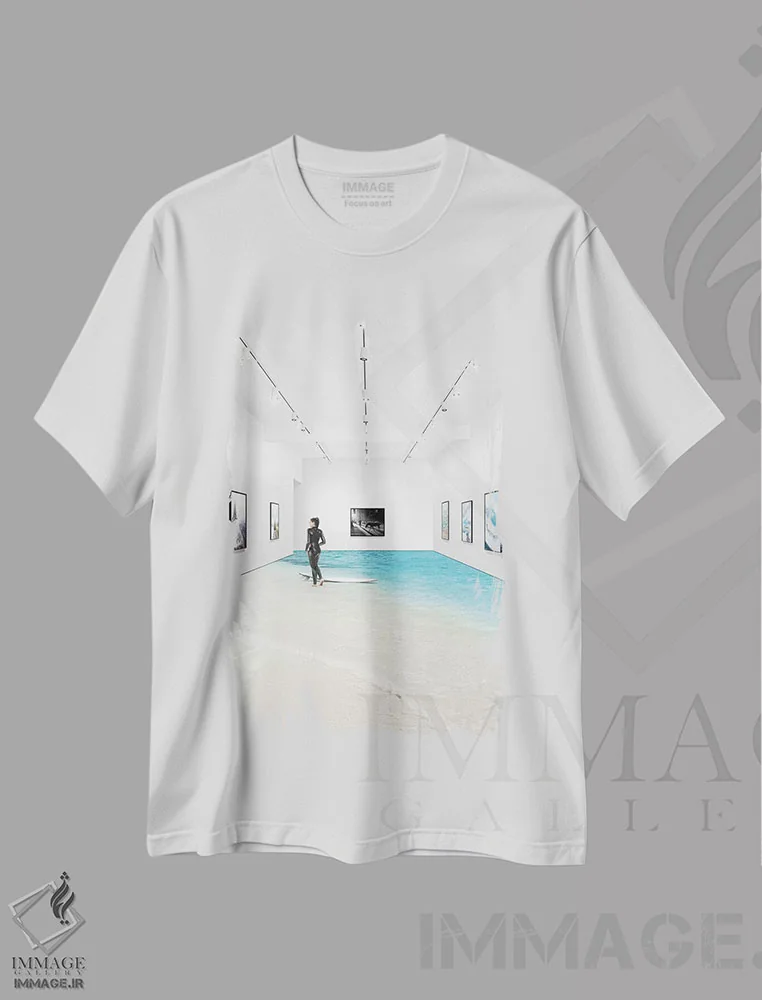 تیشرت سفید طرح دار پنج دقیقه استراحت، عکاسی ترکیبی اثر ای ان.پی اس | immage.ir