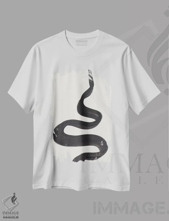 تیشرت سفید طرح دار چراغ علاءالدین اثر ان شیپ | immage.ir