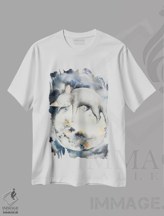 تیشرت سفید طرح دار خوابیدن روی ماه، مدیوم اثر اوگنیا اسمیرنوا | immage.ir