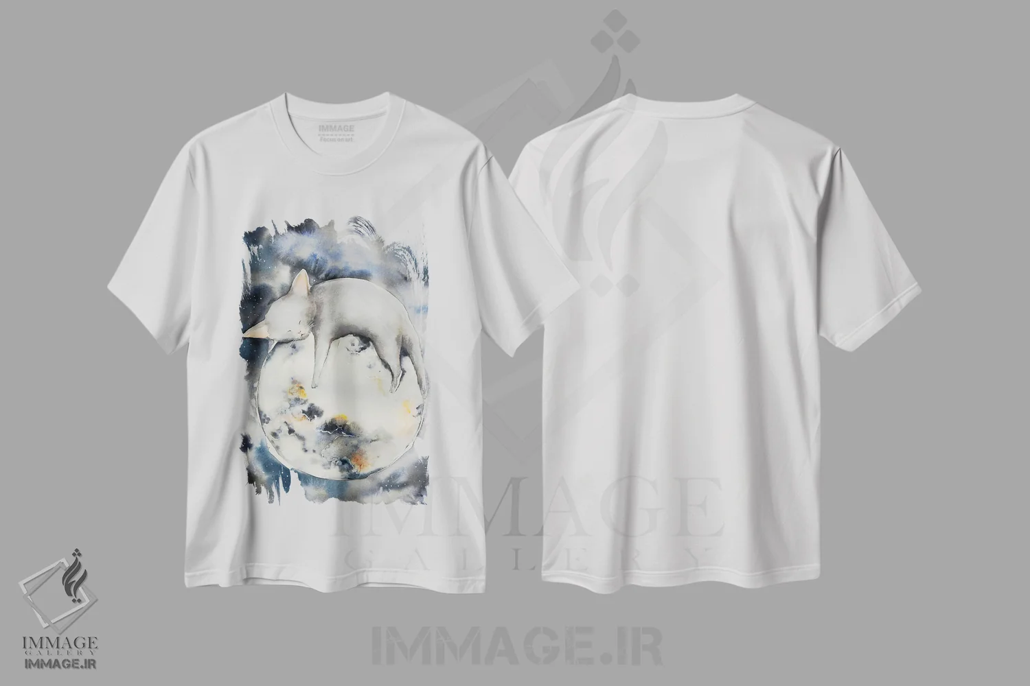 تیشرت سفید طرح دار خوابیدن روی ماه، مدیوم اثر اوگنیا اسمیرنوا | immage.ir