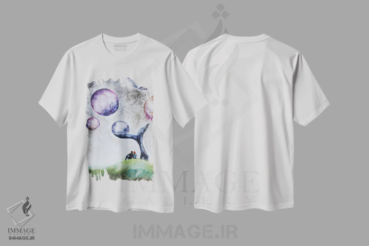 تیشرت سفید طرح دار زیر دُم نهنگ، مدیوم اثر اوگنیا اسمیرنوا | immage.ir