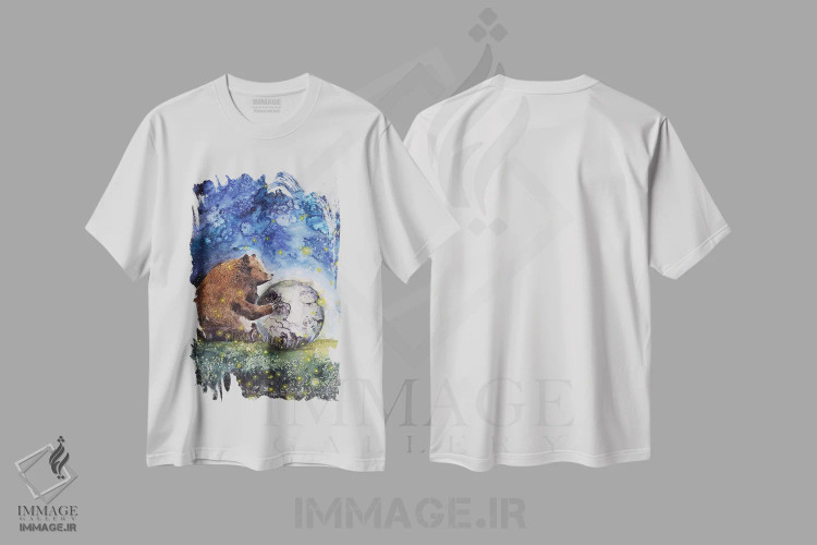 تیشرت سفید طرح دار خرس با ماه، تزئینی اثر اوگنیا اسمیرنوا | فروشگاه ایماژ