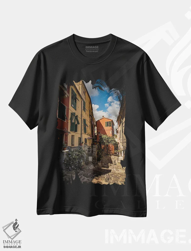 تیشرت مشکی طرح دار خیابان پورتو وِنِره ۲، مدیوم اثر انزو رومانو | فروشگاه ایماژ
