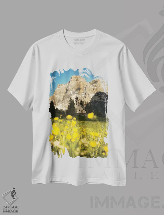 تیشرت سفید طرح دار کلیسای سانتا فوسکا، مدیوم اثر انزو رومانو | immage.ir