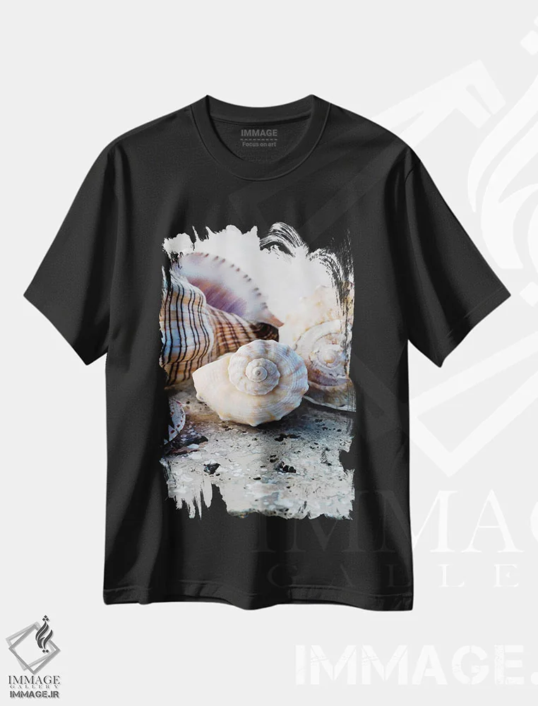تیشرت مشکی طرح دار هدایای ساحل I، دکور ساحلی اثر النا ری | immage.ir
