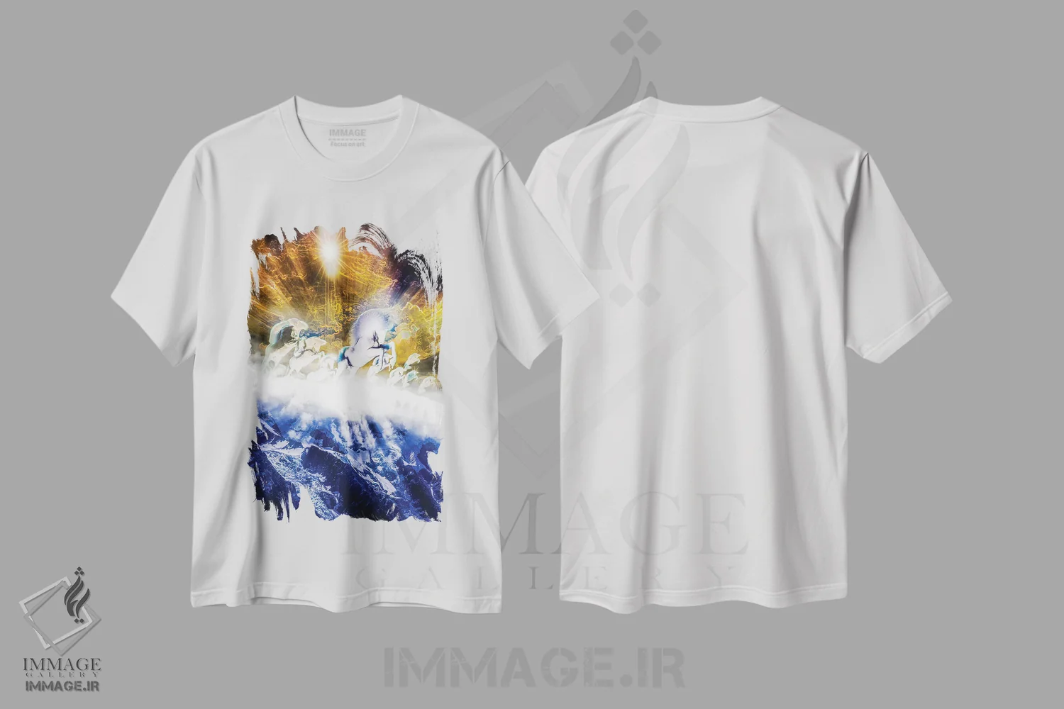 تیشرت سفید طرح دار کوه مه آلود، دکوراسیون جایگزین اثر ایوان رودز | immage.ir