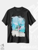 تیشرت مشکی طرح دار قایق های رنگارنگ، دکور ساحلی اثر ارین سامر | فروشگاه ایماژ