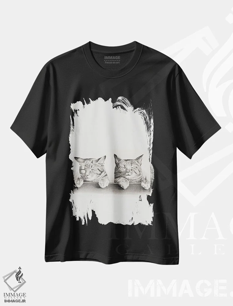 تیشرت مشکی طرح دار گربه بانمک، نقاشی و تصویرگری سیاه و سفید اثر ادسون راموس | فروشگاه ایماژ