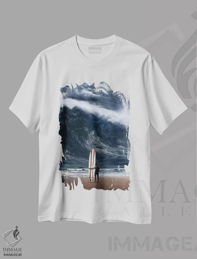 تیشرت سفید طرح دار فاجعه موج سواری، هنر فاخر معاصر اثر اوگنی سولویف | immage.ir