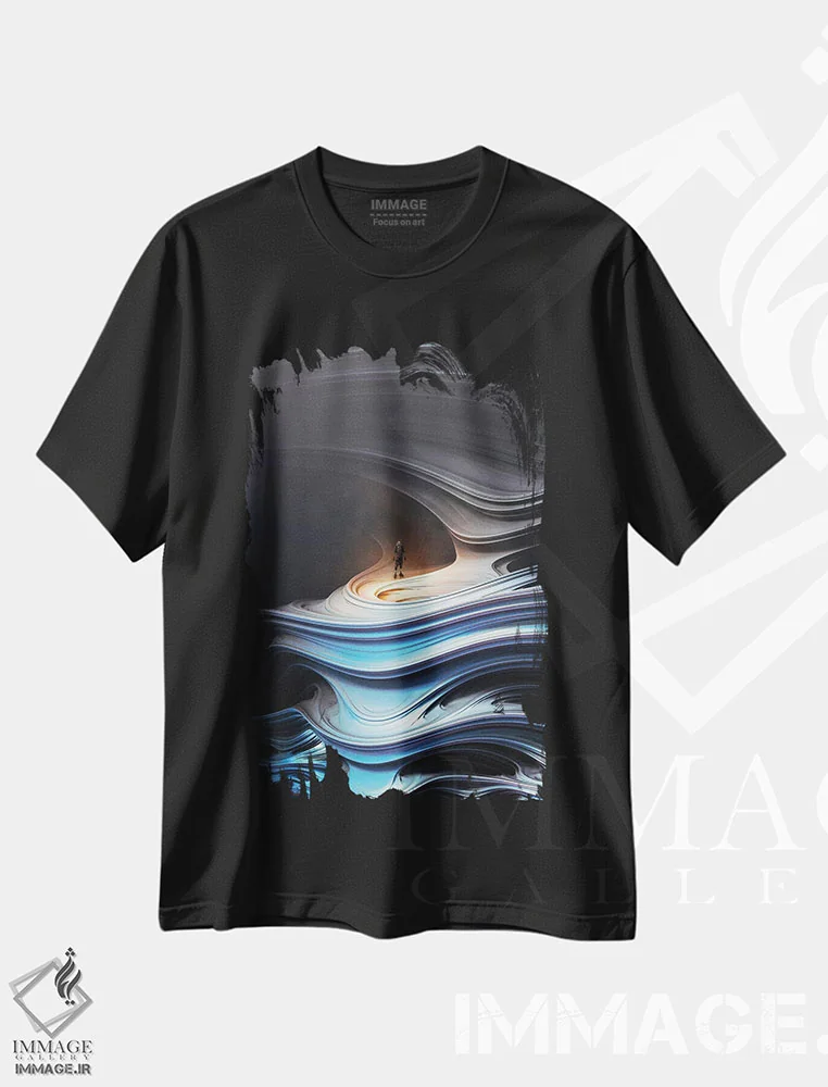 تیشرت مشکی طرح دار تریوم، عکاسی ترکیبی اثر اوگنی سولویف | فروشگاه ایماژ