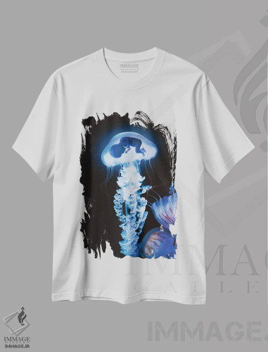 تیشرت سفید طرح دار جنین، عکاسی ترکیبی اثر اوگنی سولویف | فروشگاه ایماژ